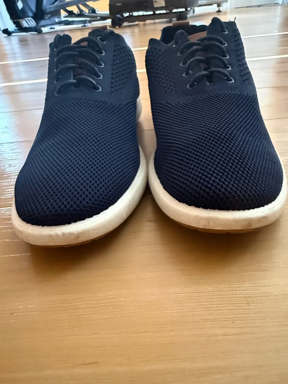 SOPHISTICATED NAVY OXFORD SHOE SPORTY SNEAKER OUTSOLE CASUAL LIGHTWEIGHT SIZE 11
